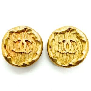 Chanel Vintage CC earrings circa 95 w/ original CHANEL box